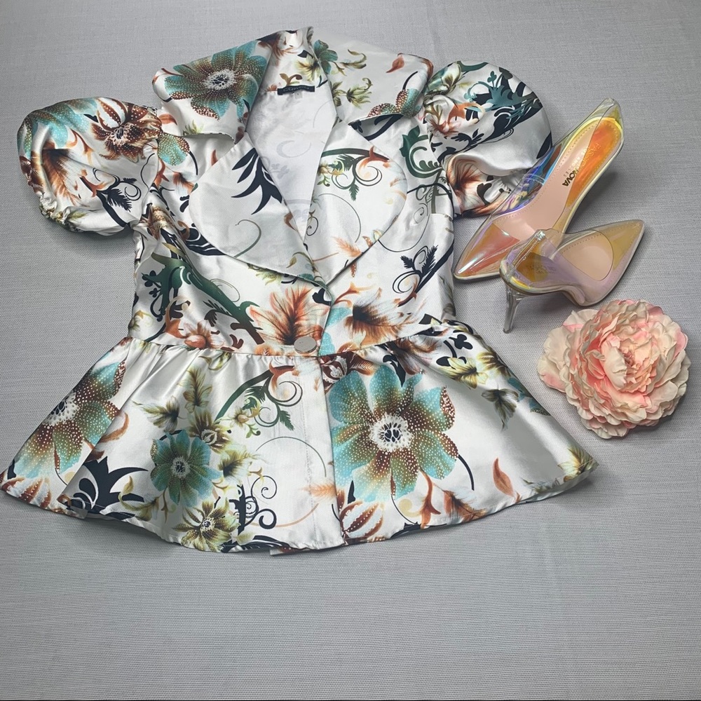 Fashion Nova’ Peplum Blazer (NWOT)